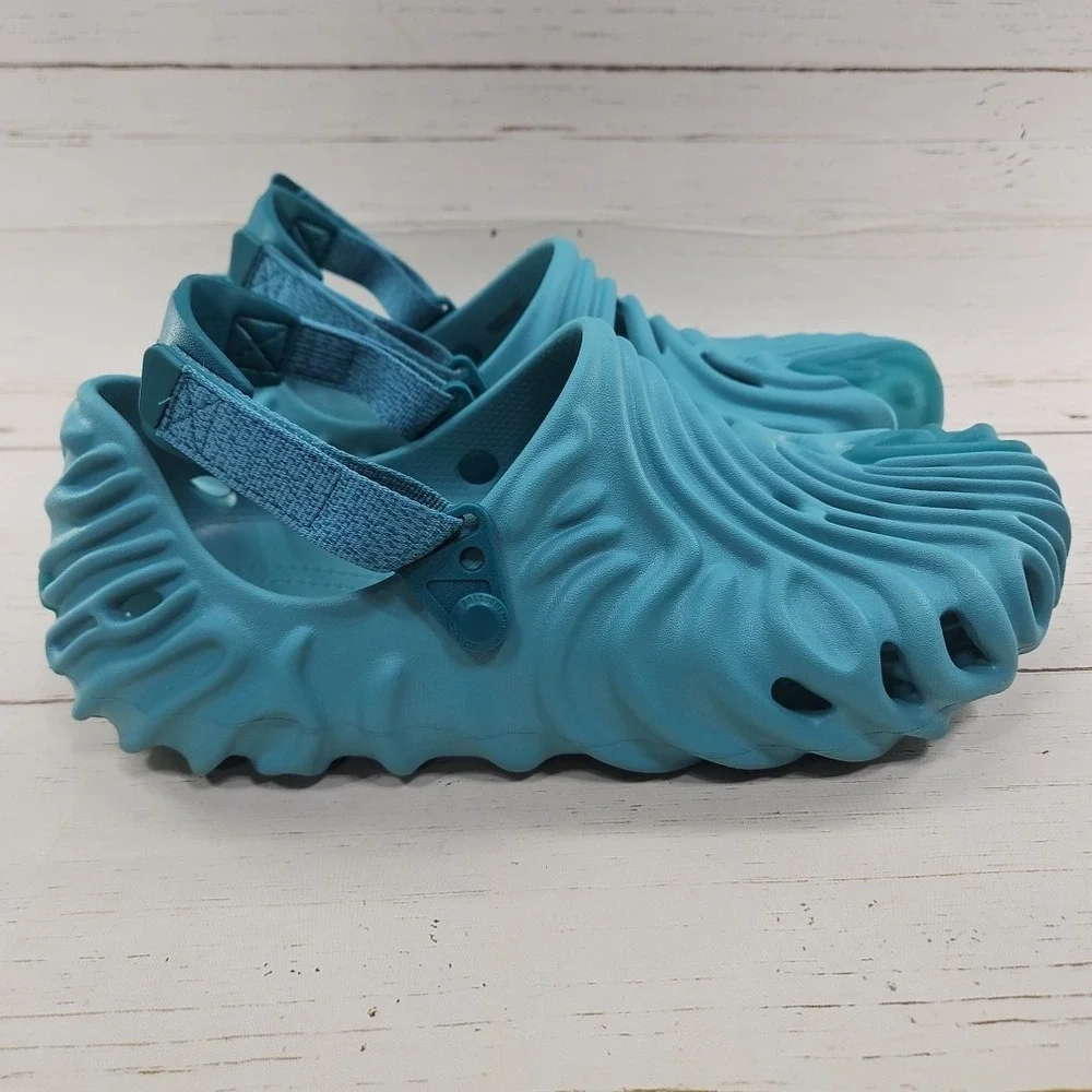 CROCS photos any